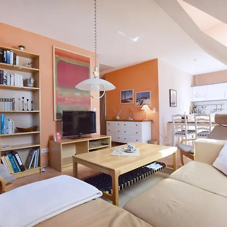 Apartment Kastanienhof Wo 2 *